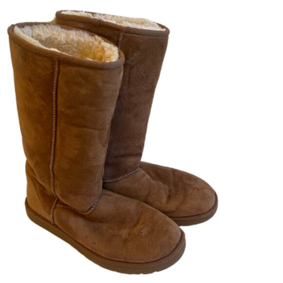Ugg Brown Classic  Style Size 8 - Picture 1 of 7